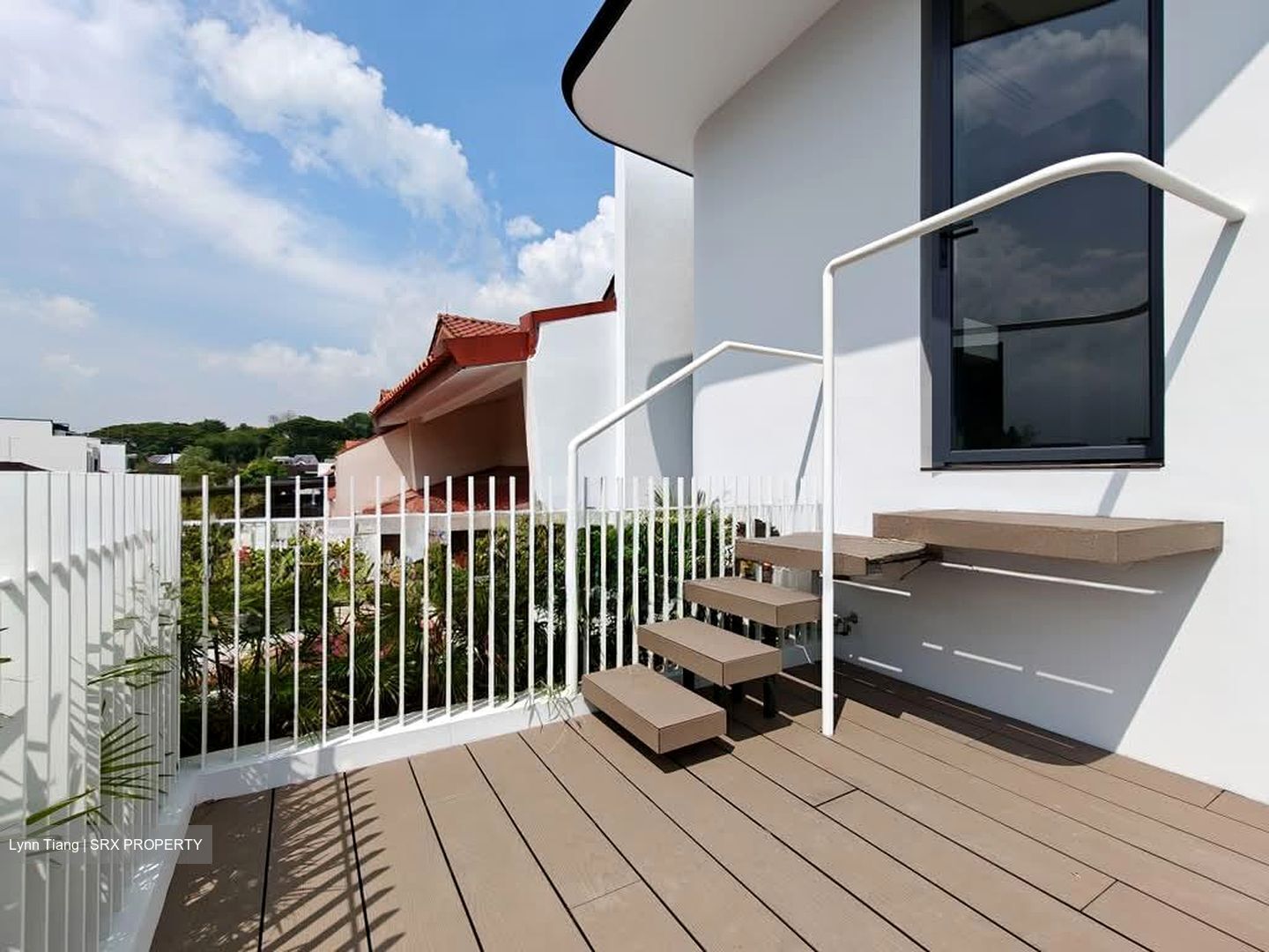 Opera Estate (D15), Terrace #570117011